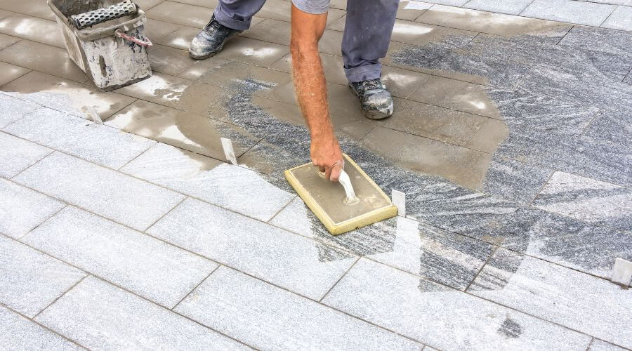Professional gutter cleaning in Ribera, NM